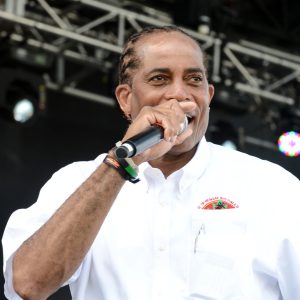 Groovin Radio is back on the Air